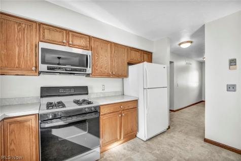 4081 Clearwater Drive Parma OH 44134