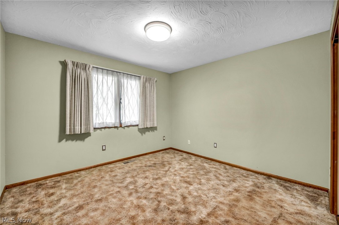 4081 Clearwater Drive Parma OH 44134