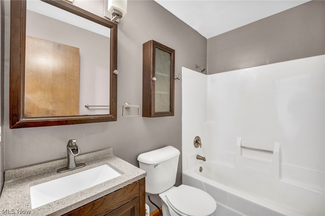 4081 Clearwater Drive Parma OH 44134