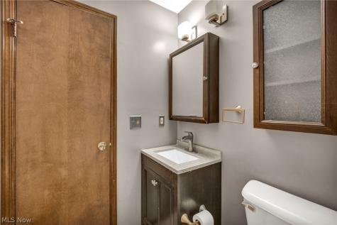 4081 Clearwater Drive Parma OH 44134