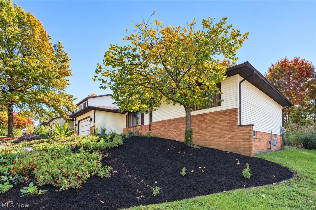 4081 Clearwater Drive Parma OH 44134