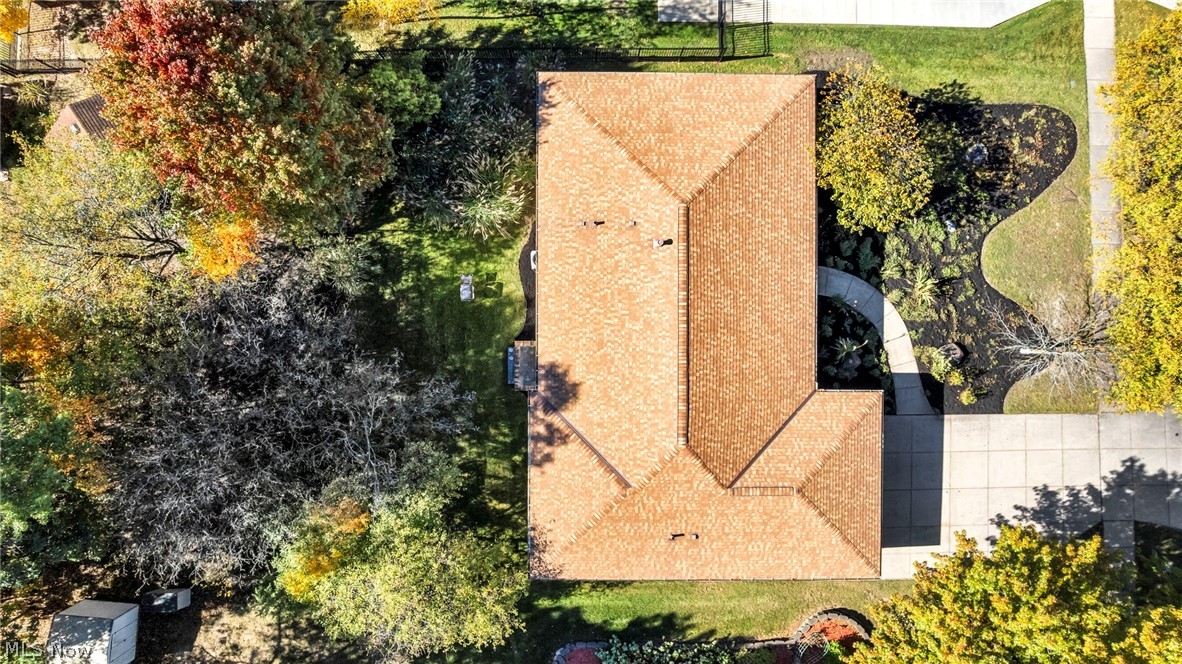4081 Clearwater Drive Parma OH 44134
