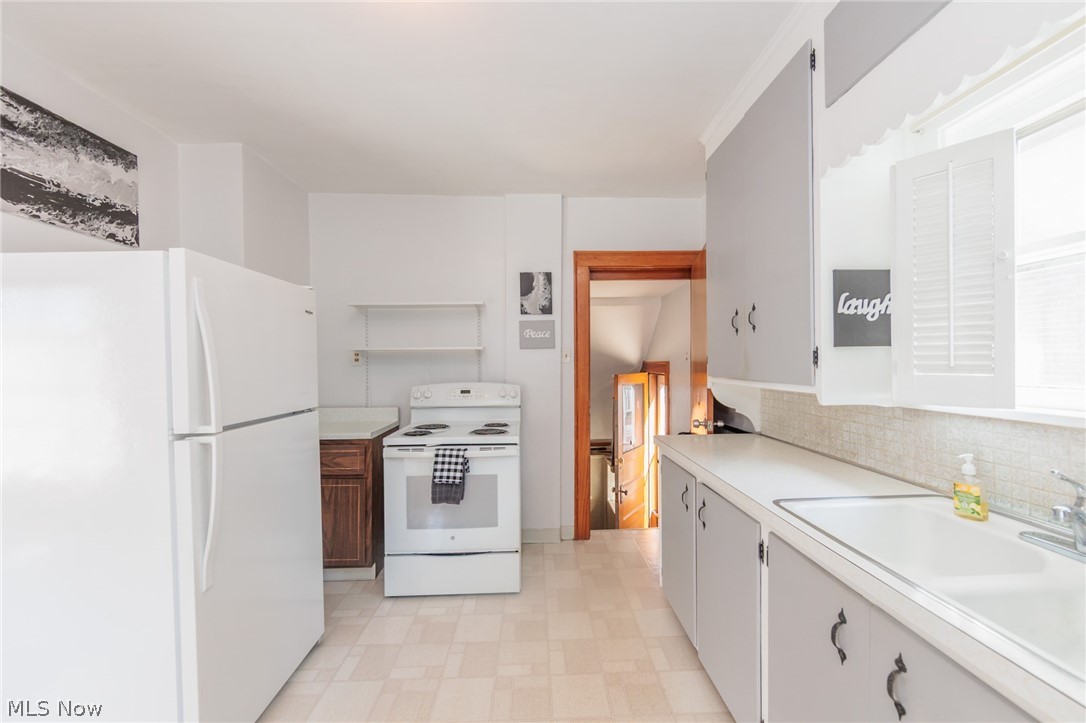1921 Maynard Avenue Cleveland OH 44109