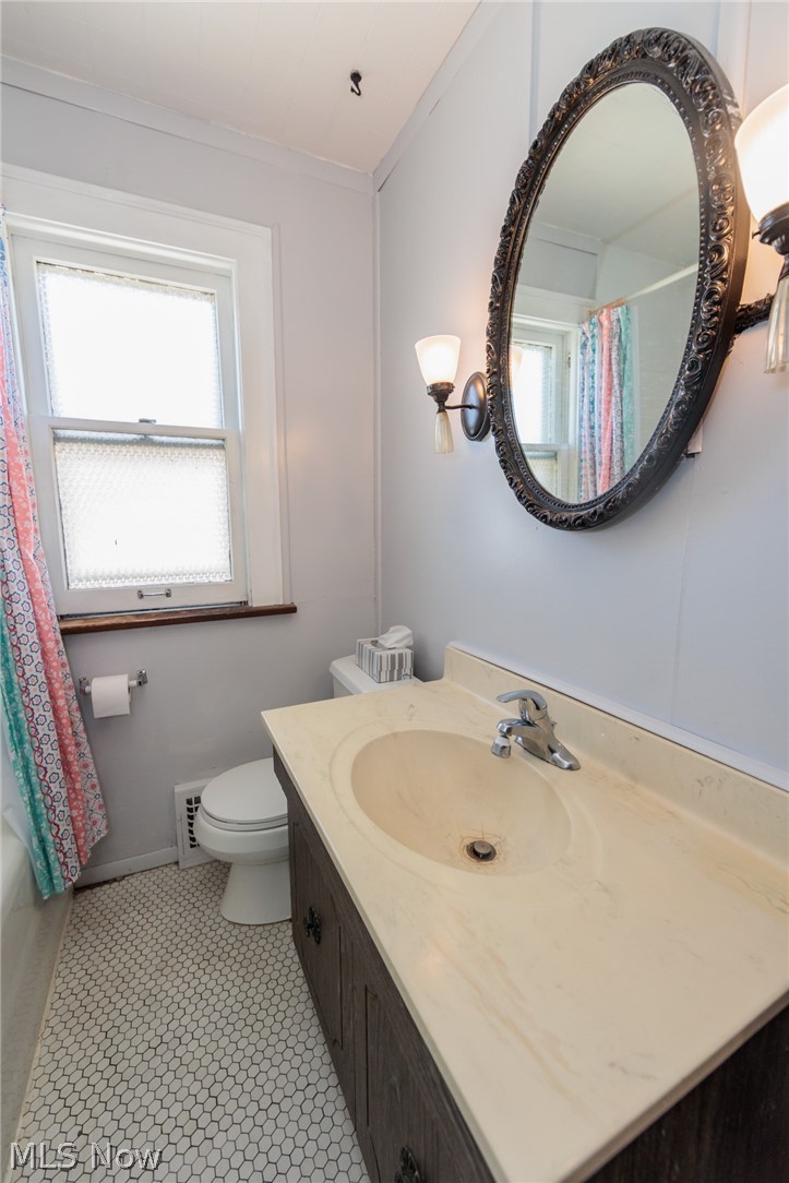 1921 Maynard Avenue Cleveland OH 44109