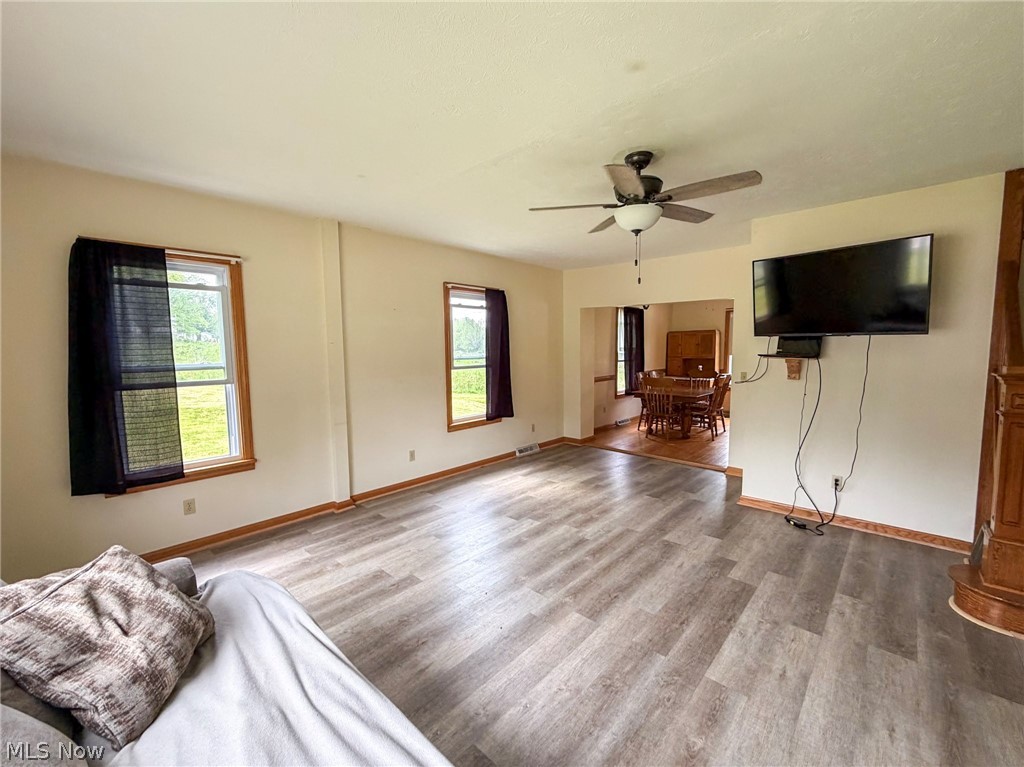 8135 State Route 609 Burghill OH 44404