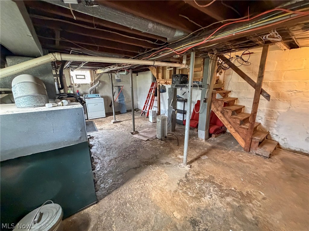 8135 State Route 609 Burghill OH 44404
