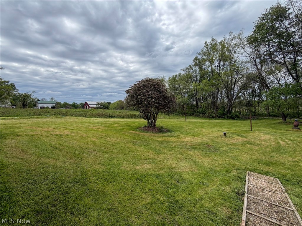8135 State Route 609 Burghill OH 44404