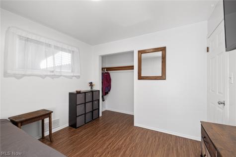 3299 Winthrop Drive Parma OH 44134