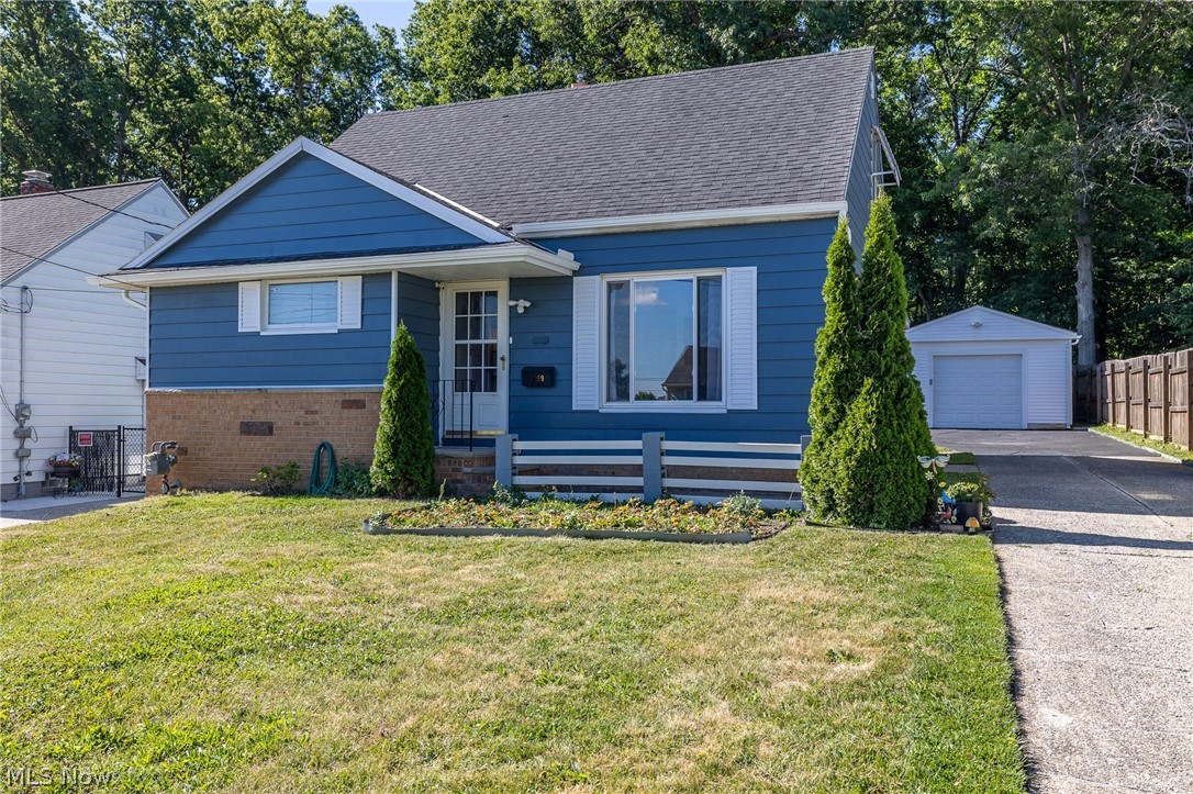 3299 Winthrop Drive Parma OH 44134
