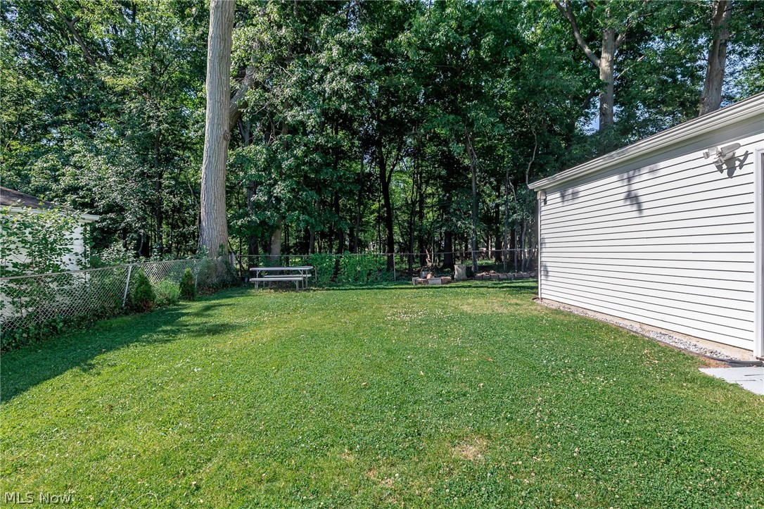 3299 Winthrop Drive Parma OH 44134