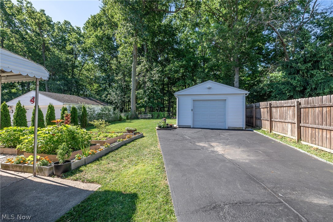 3299 Winthrop Drive Parma OH 44134