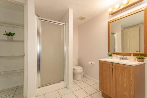 1614 Rosewood Avenue Lakewood OH 44107