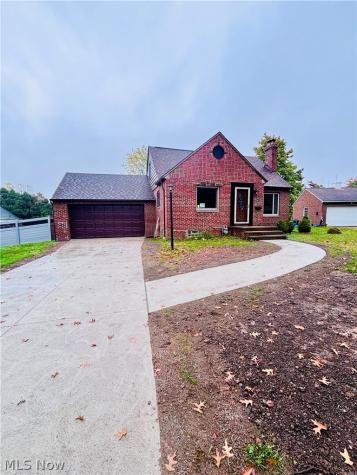 5817 Flower Drive Parma Heights OH 44130