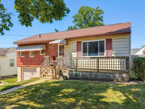 1215 Lincoln Avenue Cuyahoga Falls OH 44223