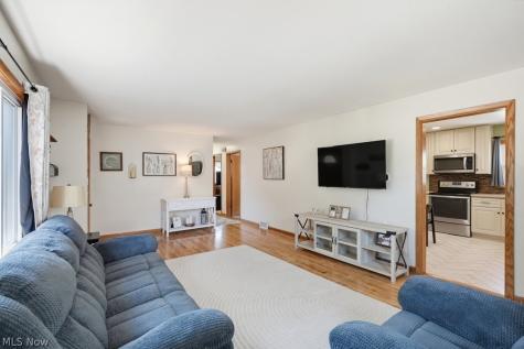 1215 Lincoln Avenue Cuyahoga Falls OH 44223
