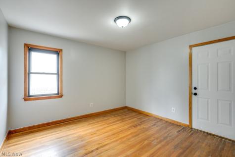 8514 Deerfield Drive Parma OH 44129