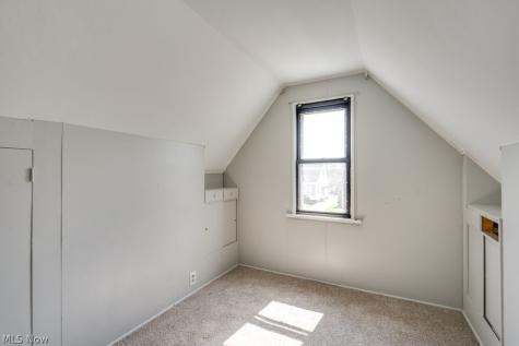 8514 Deerfield Drive Parma OH 44129