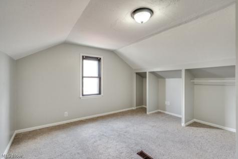 8514 Deerfield Drive Parma OH 44129