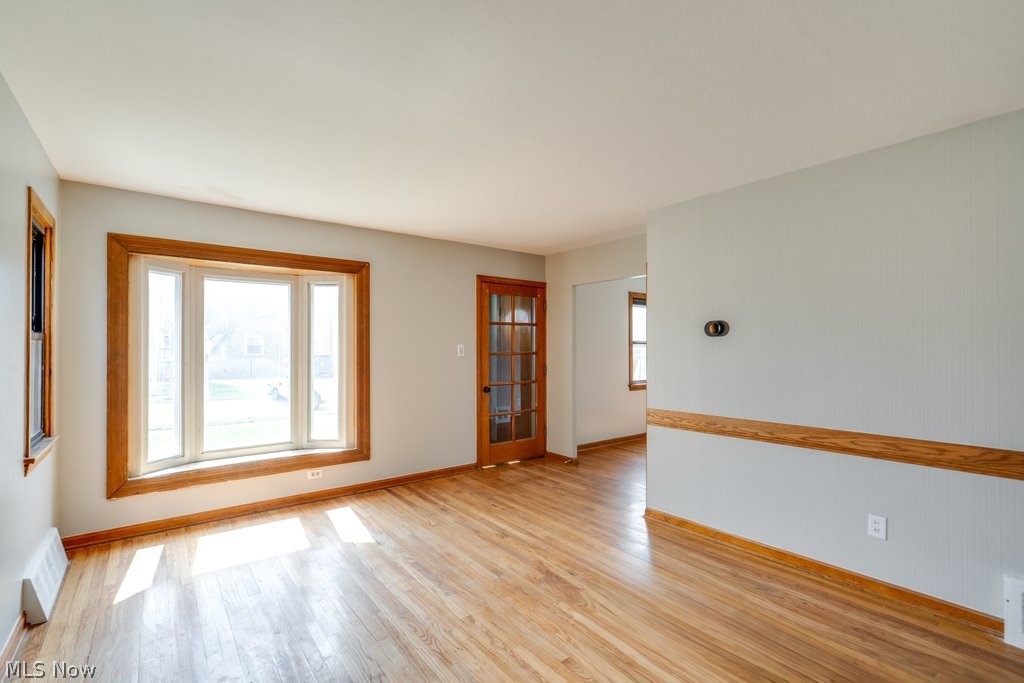 8514 Deerfield Drive Parma OH 44129