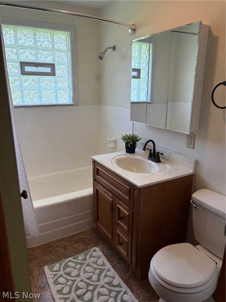 6995 Richmond Road Glenwillow OH 44139