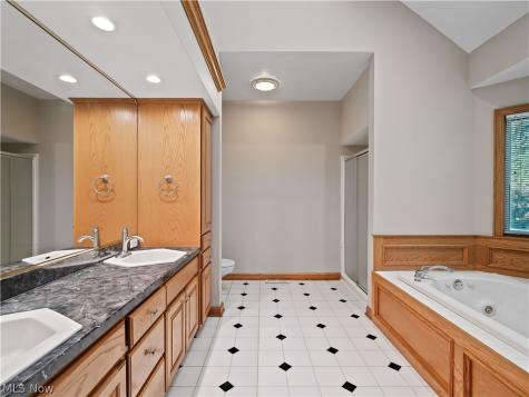 19452 Rye Gate Drive North Royalton OH 44133