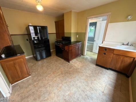 4601 Fenwick Avenue Cleveland OH 44102