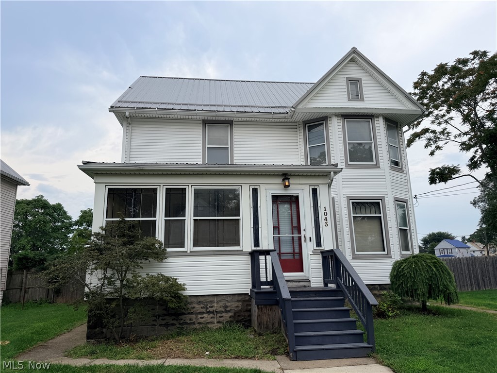 1043 W 50th Street Ashtabula OH 44004
