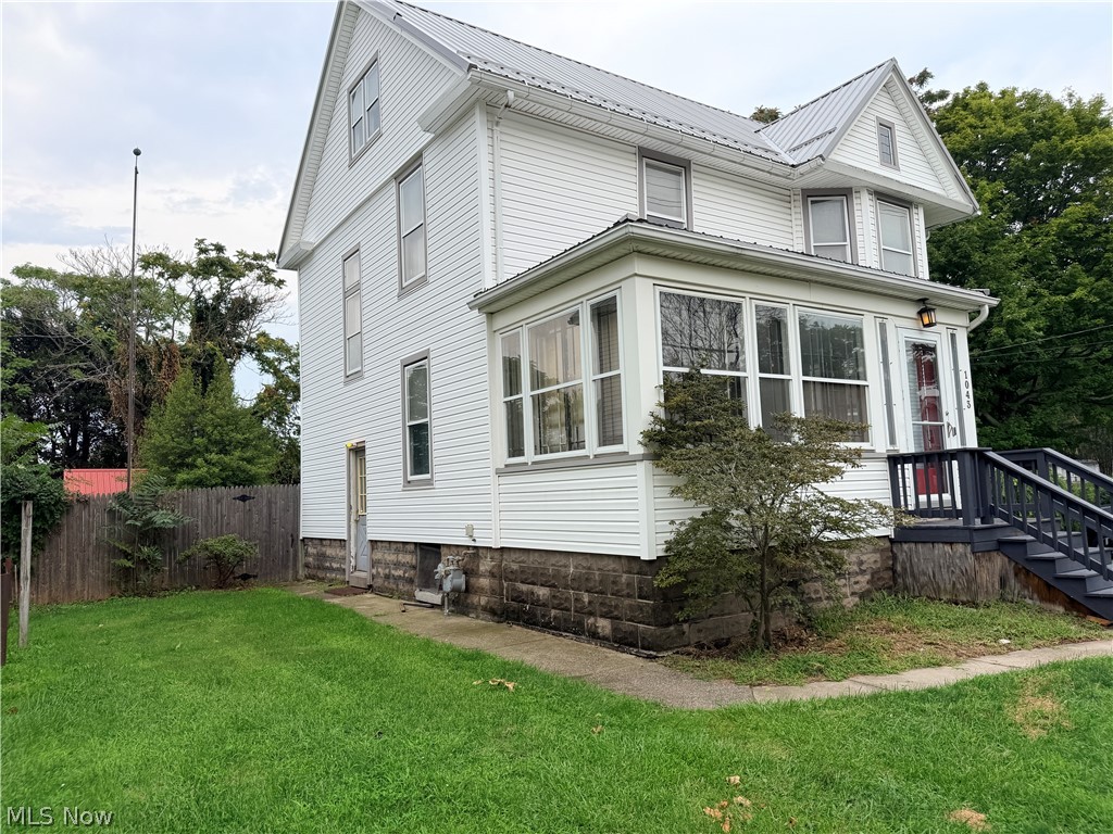 1043 W 50th Street Ashtabula OH 44004