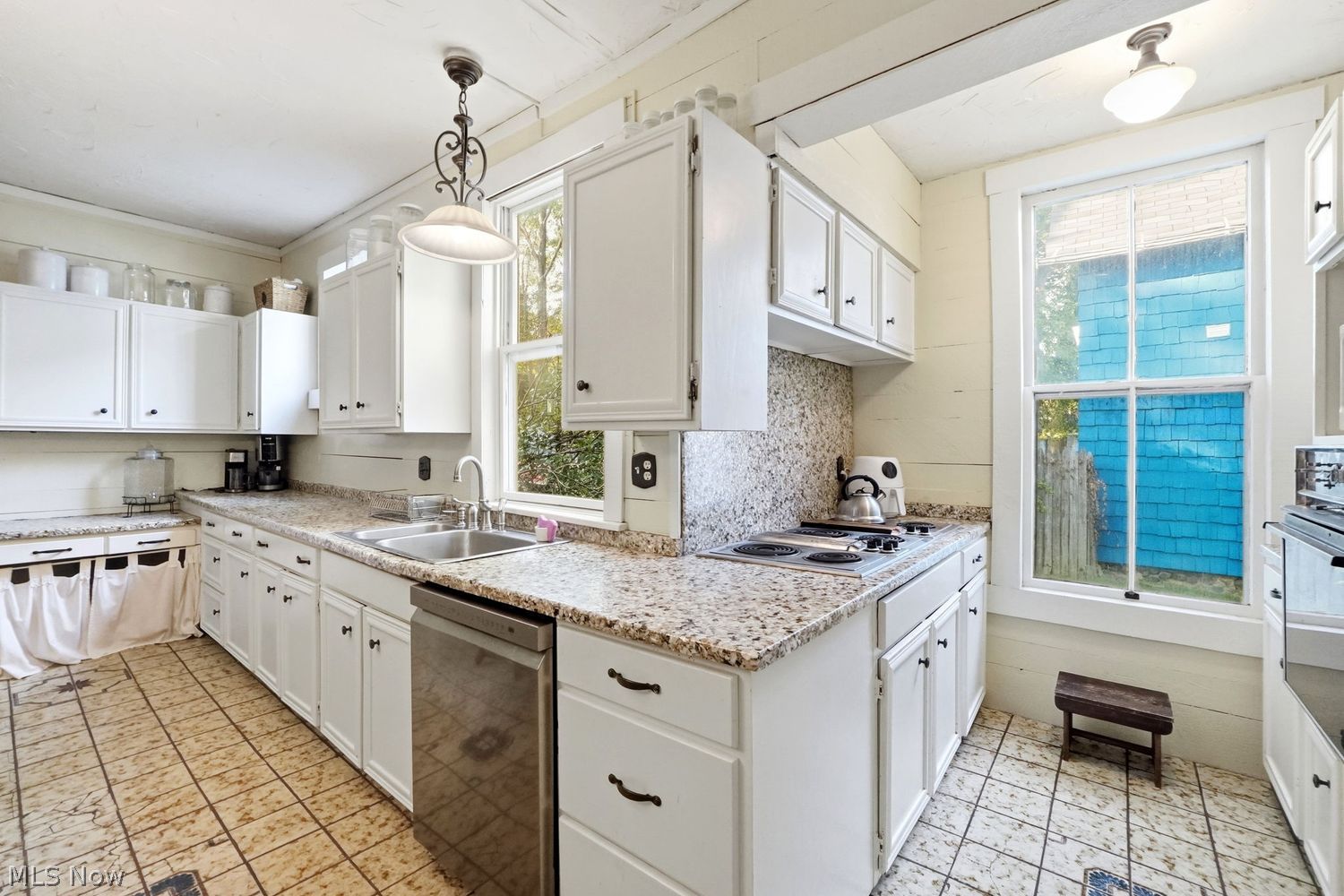 4334 Center Street Willoughby OH 44094
