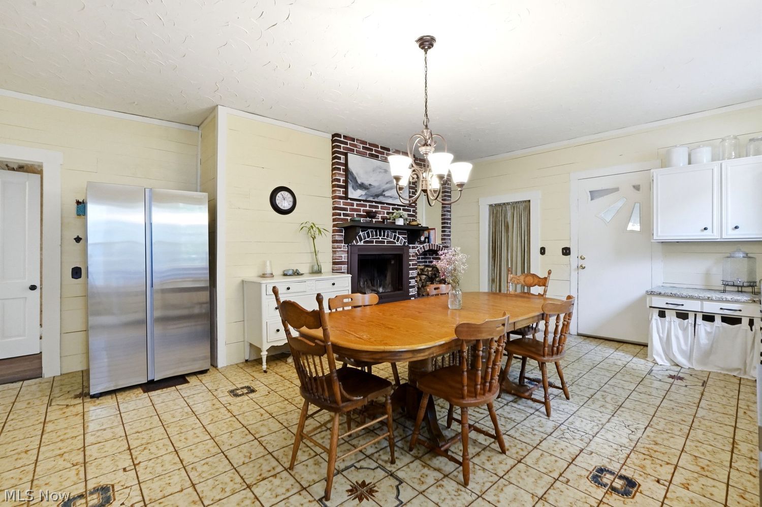 4334 Center Street Willoughby OH 44094