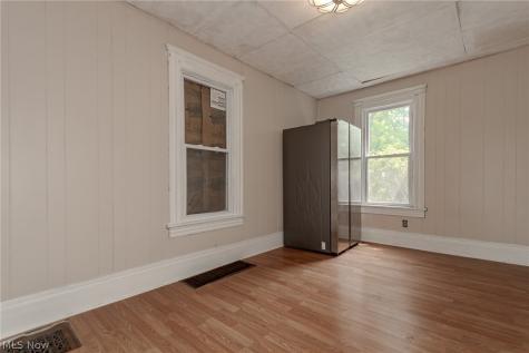 1839 E 86th Street Cleveland OH 44106