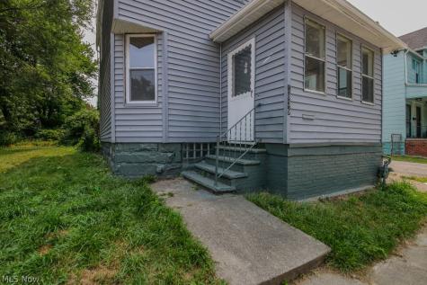 1839 E 86th Street Cleveland OH 44106
