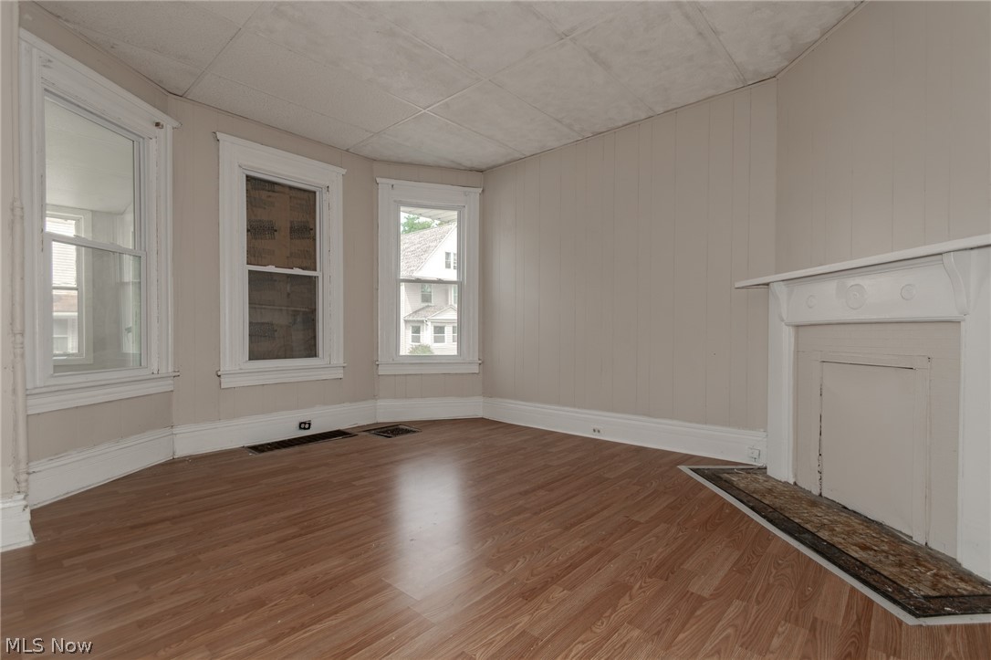 1839 E 86th Street Cleveland OH 44106