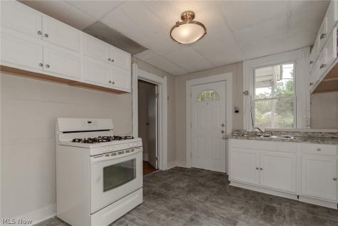 1839 E 86th Street Cleveland OH 44106