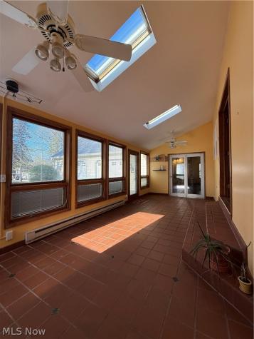 2411 55th Street NE Canton OH 44721