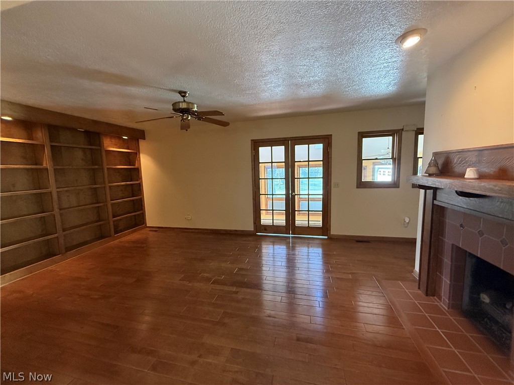 2411 55th Street NE Canton OH 44721