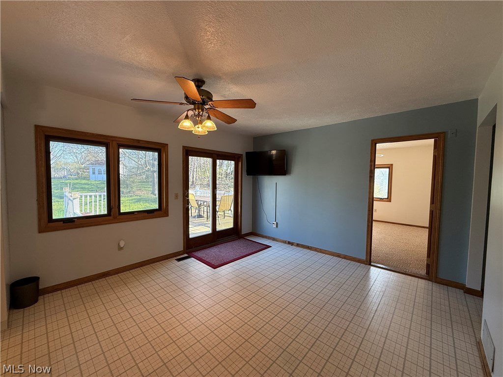 2411 55th Street NE Canton OH 44721