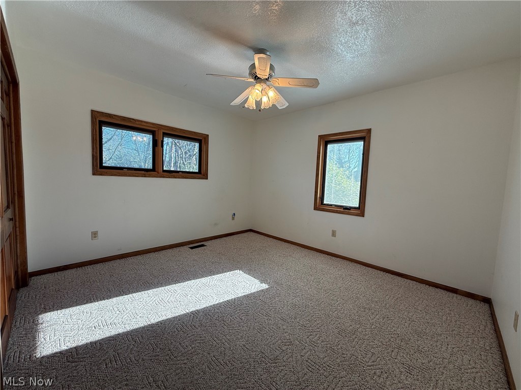 2411 55th Street NE Canton OH 44721