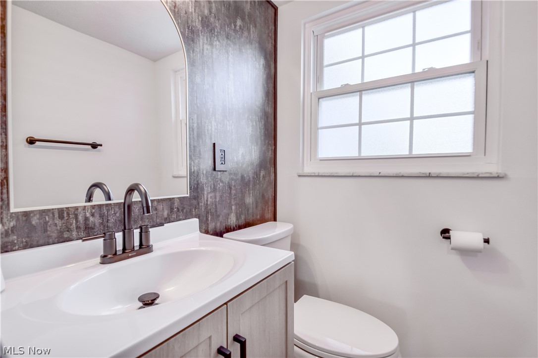 447 Saint Lawrence Boulevard Eastlake OH 44095