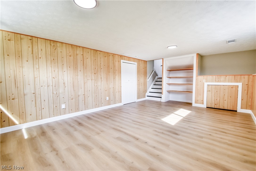 447 Saint Lawrence Boulevard Eastlake OH 44095