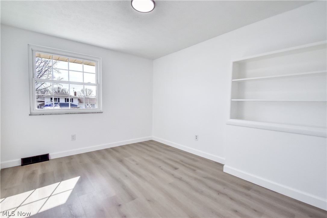 447 Saint Lawrence Boulevard Eastlake OH 44095