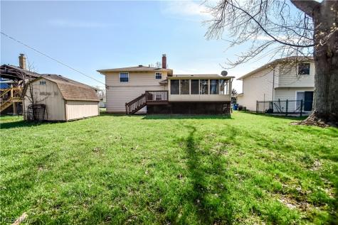 447 Saint Lawrence Boulevard Eastlake OH 44095