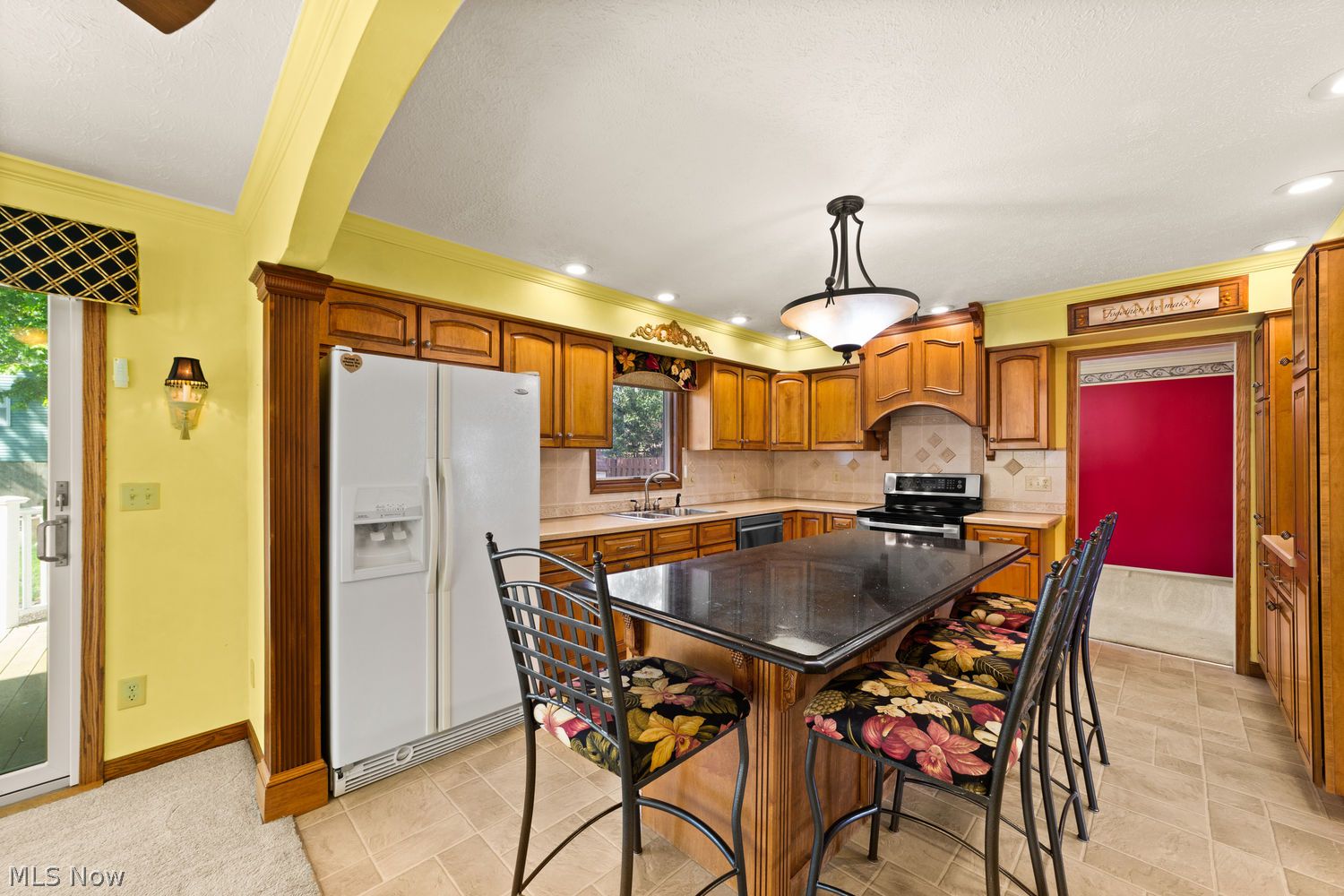 126 Wilshire Court Elyria OH 44035