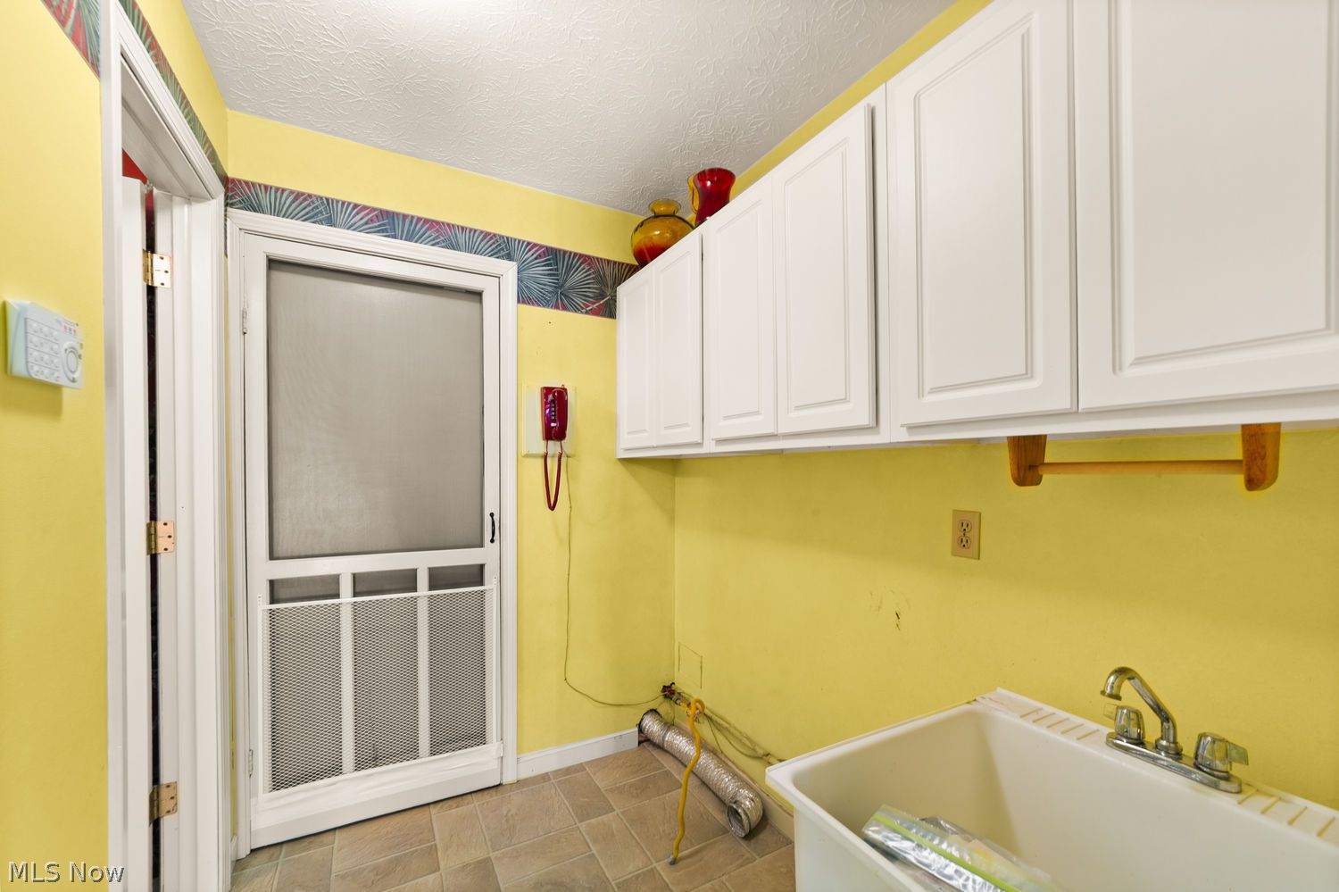 126 Wilshire Court Elyria OH 44035