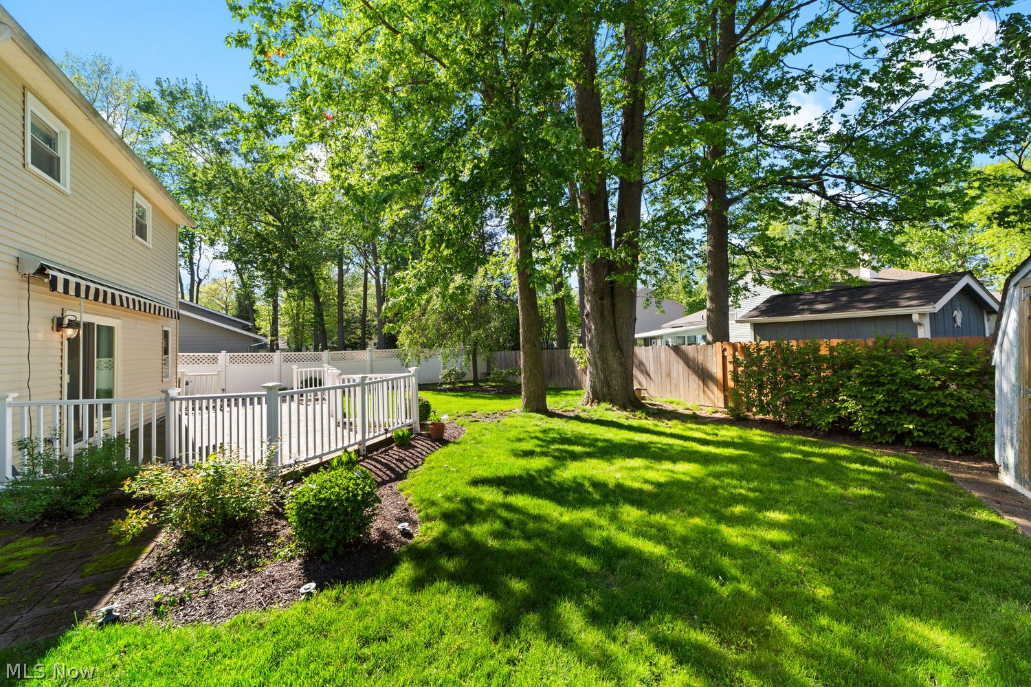 126 Wilshire Court Elyria OH 44035