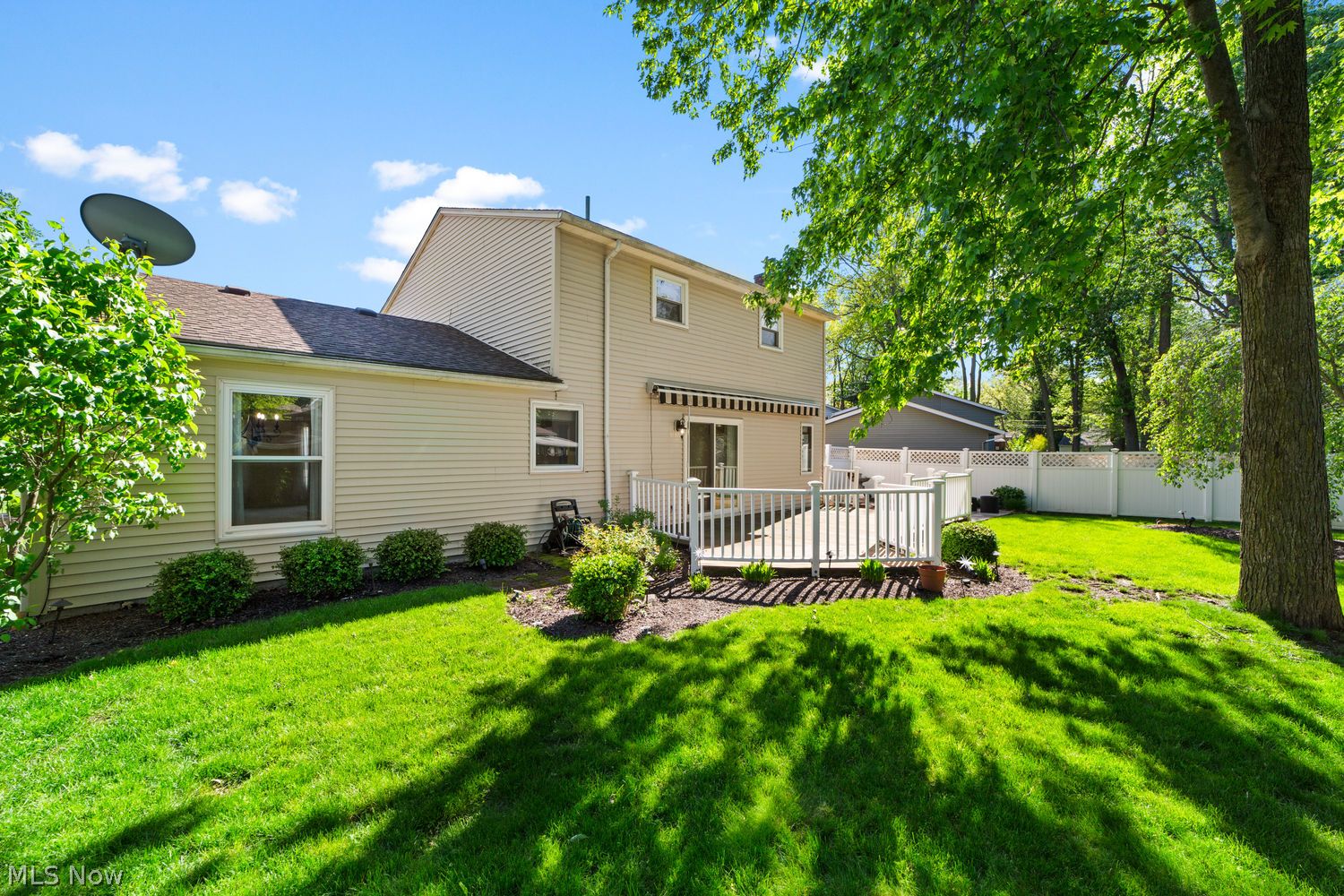 126 Wilshire Court Elyria OH 44035