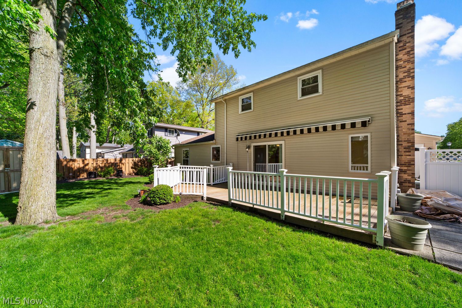 126 Wilshire Court Elyria OH 44035