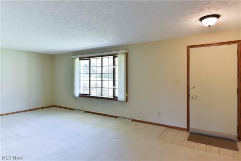 13530 Amodio Avenue NW Uniontown OH 44685