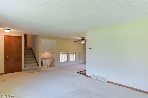 13530 Amodio Avenue NW Uniontown OH 44685