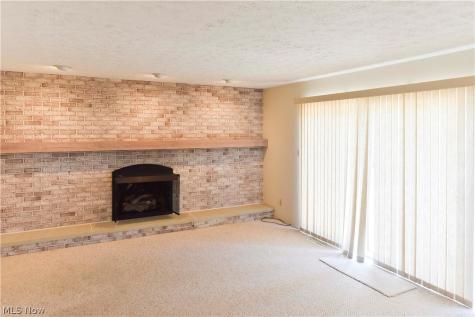 13530 Amodio Avenue NW Uniontown OH 44685